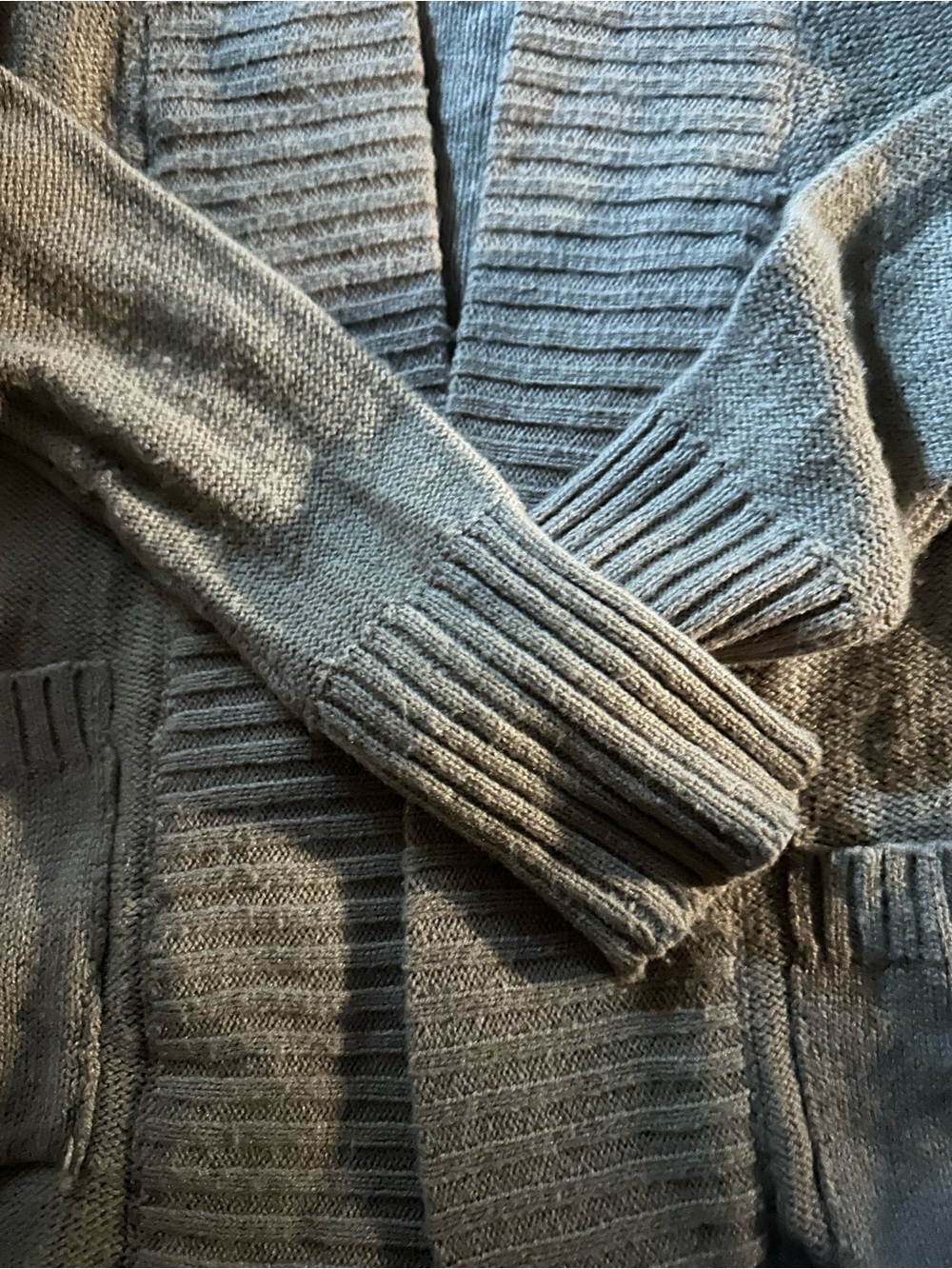 Cardigan Bundle - Picture 9 of 10